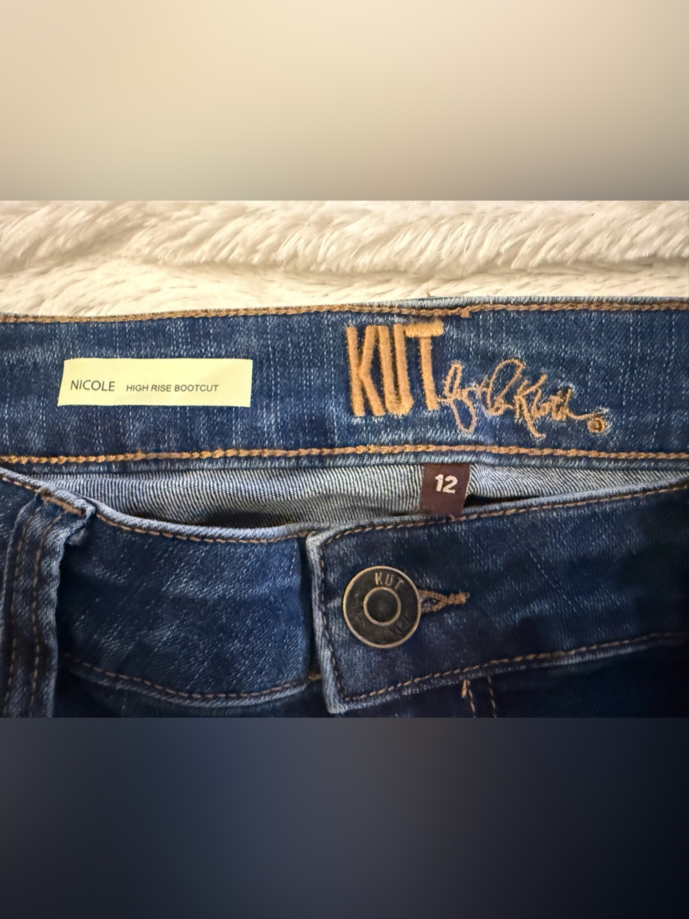 Kut from the Kloth Dark Blue Flared Wide Leg Jeans - Picture 4 of 4